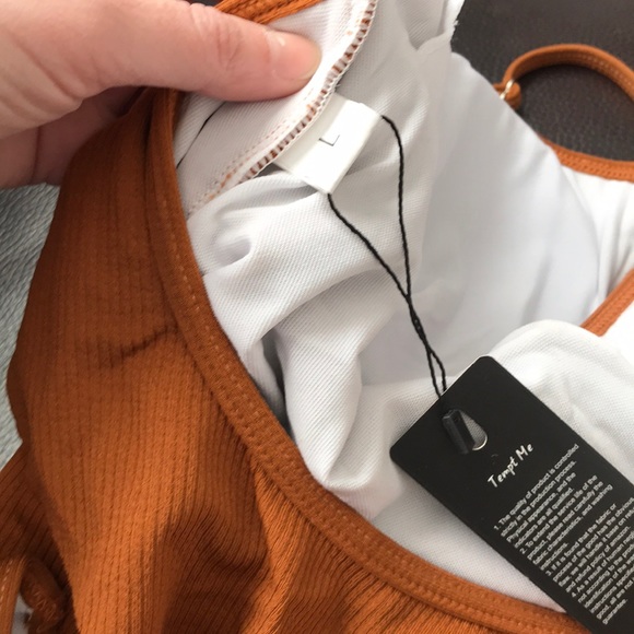 Brand new bathing suit - Picture 3 of 3